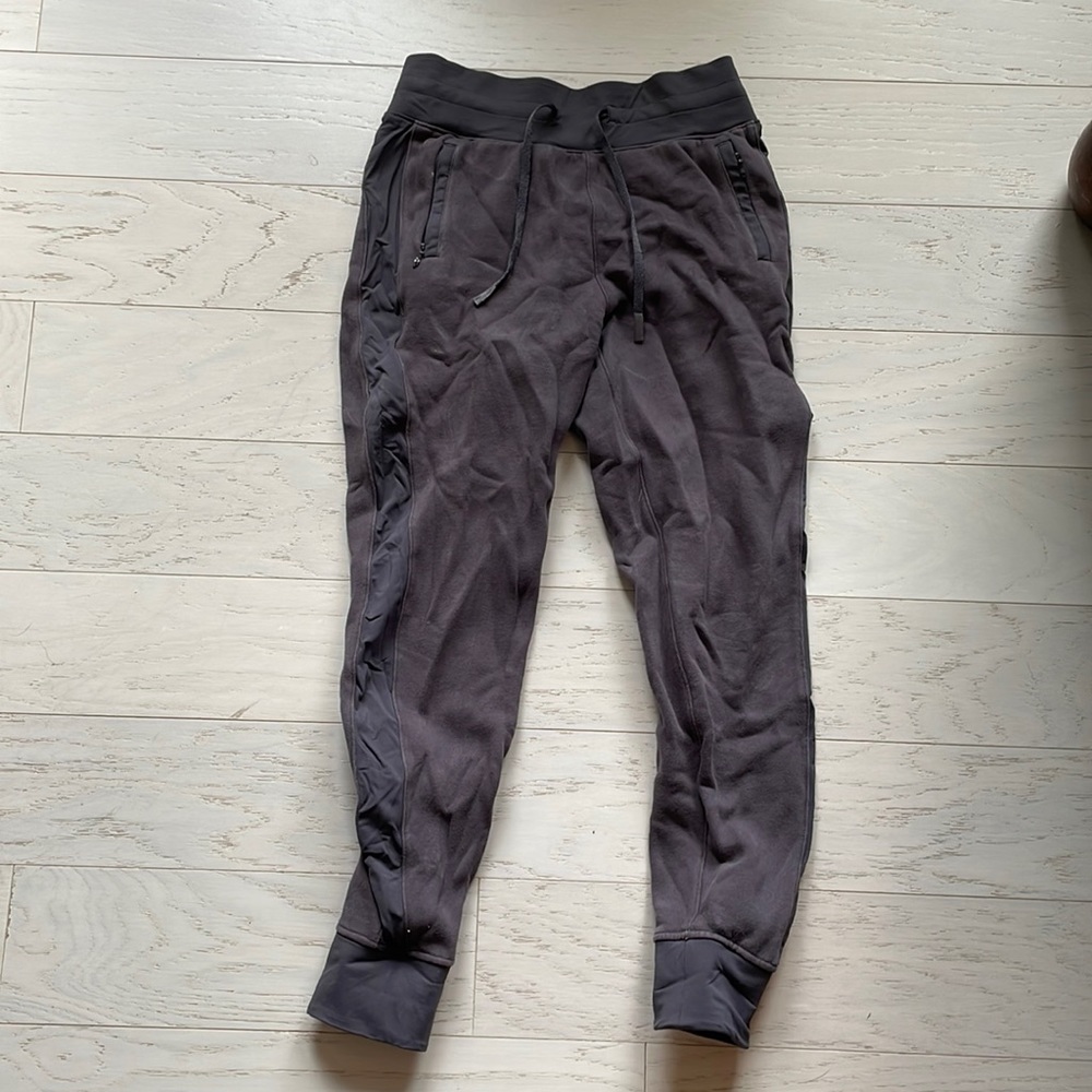 lulu lemon joggers size 6